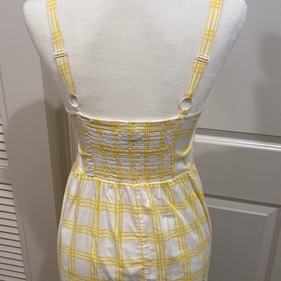 Lightweight summer dress with adjustable straps from Old Navy size small - Picture 3 of 3